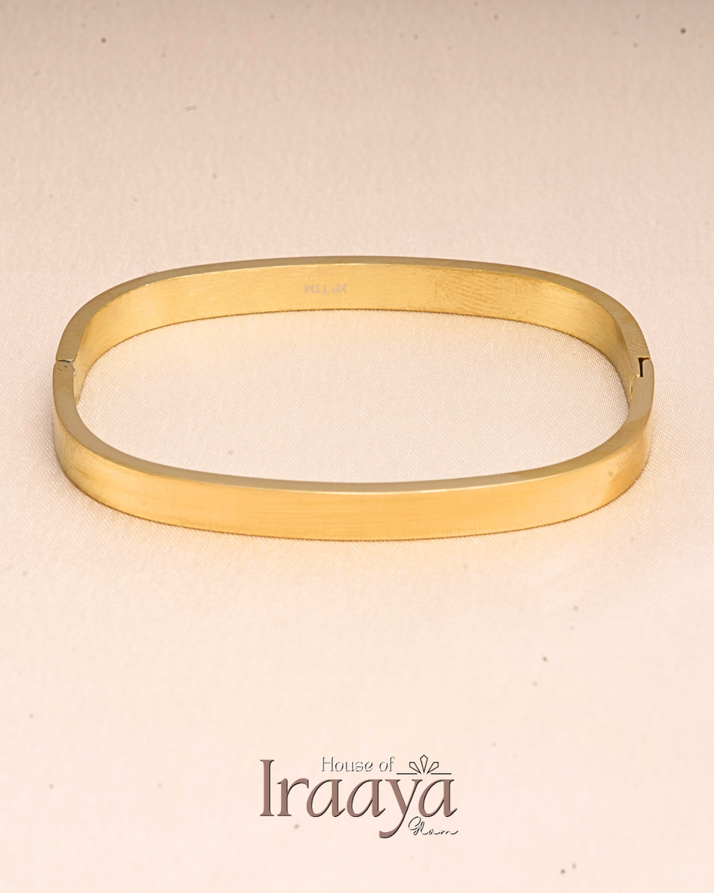 Classic Gold Minimal Open Cuff Kada