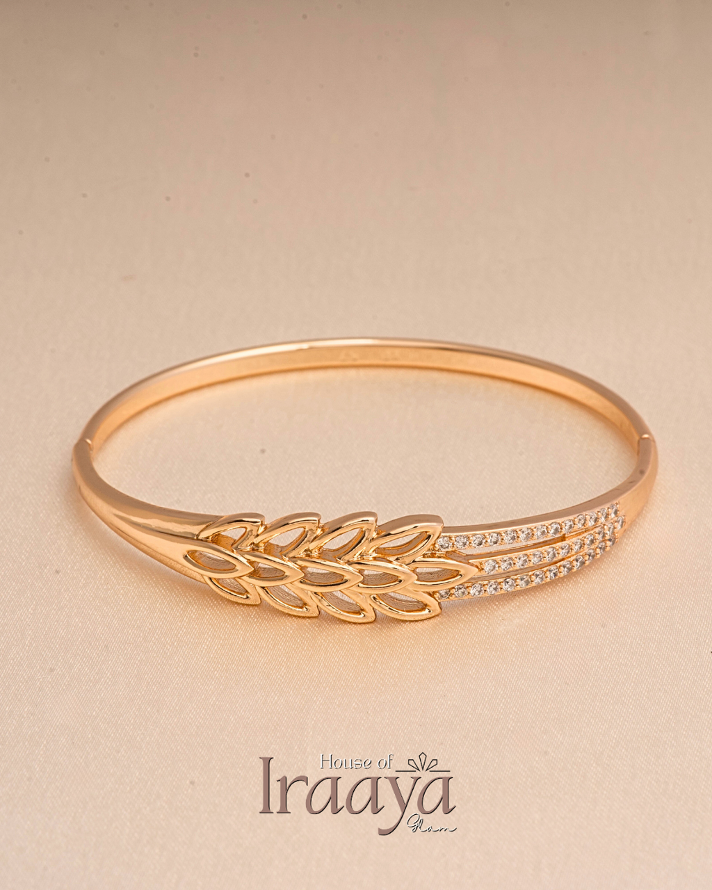 Gold Leaf Motif Diamond Detail Kada