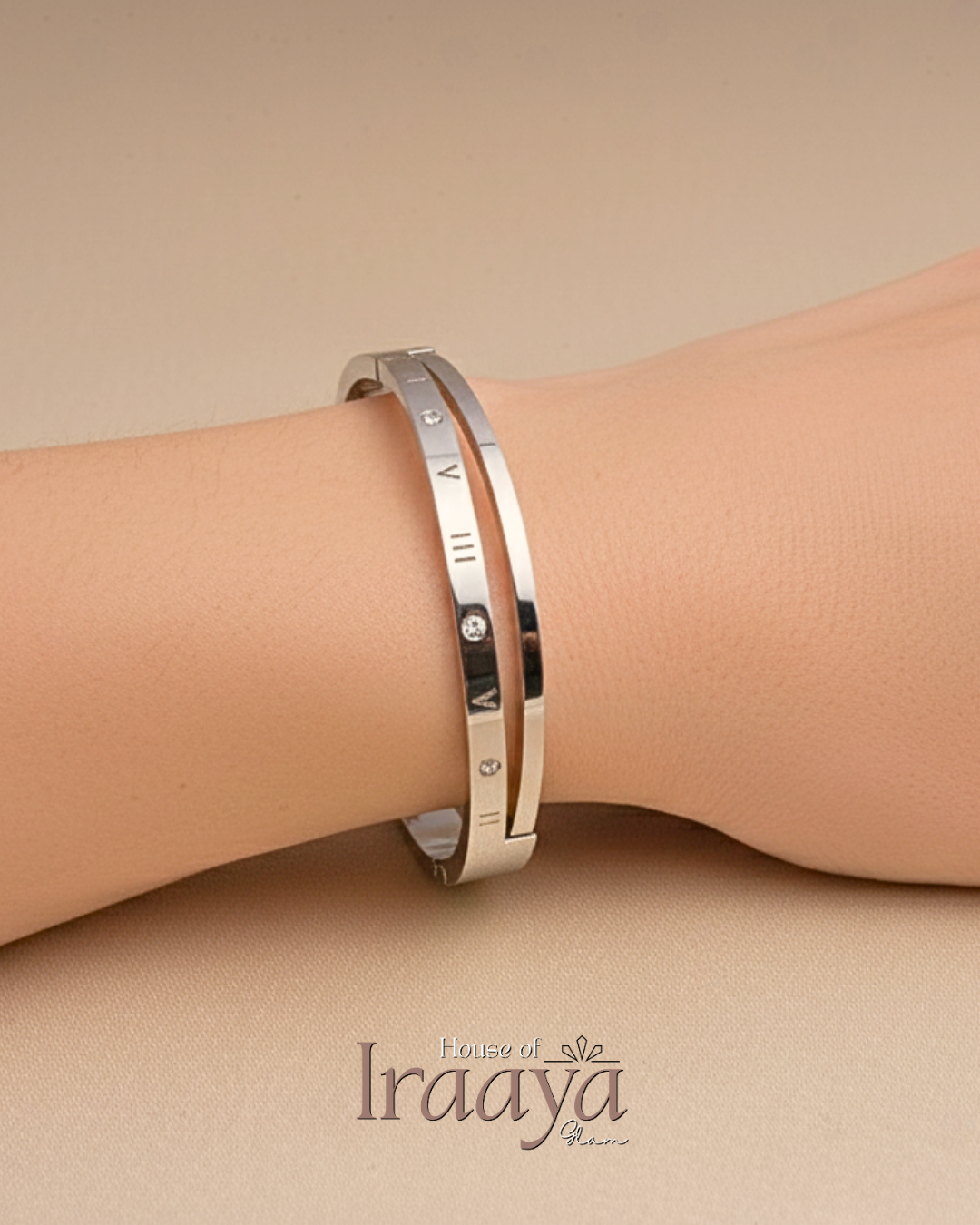 Silver Roman-Inspired Stoned Double Band Kada
