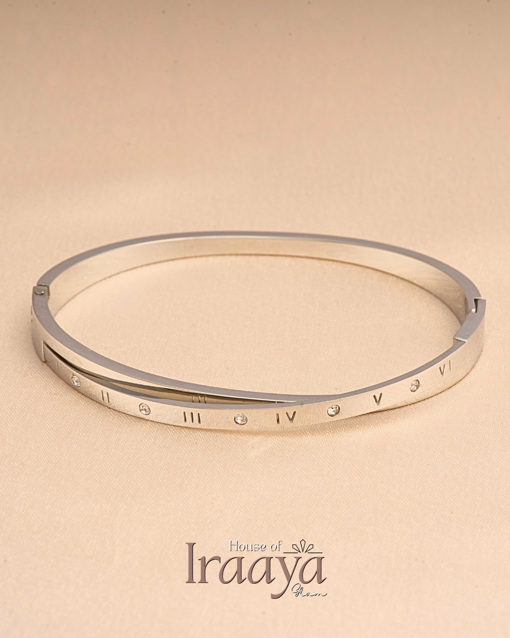 Silver Roman-Inspired Stoned Double Band Kada
