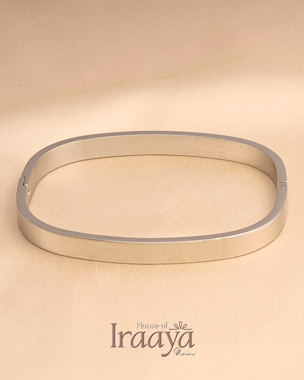 Minimal Classic Silver Kada