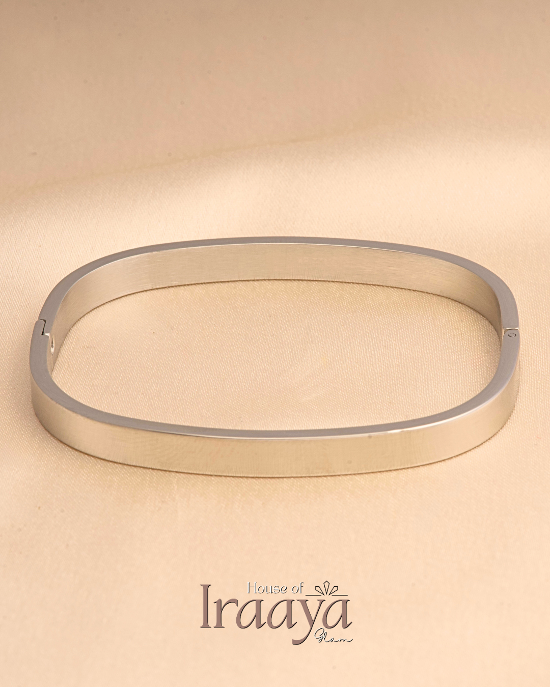 Minimal Classic Silver Kada