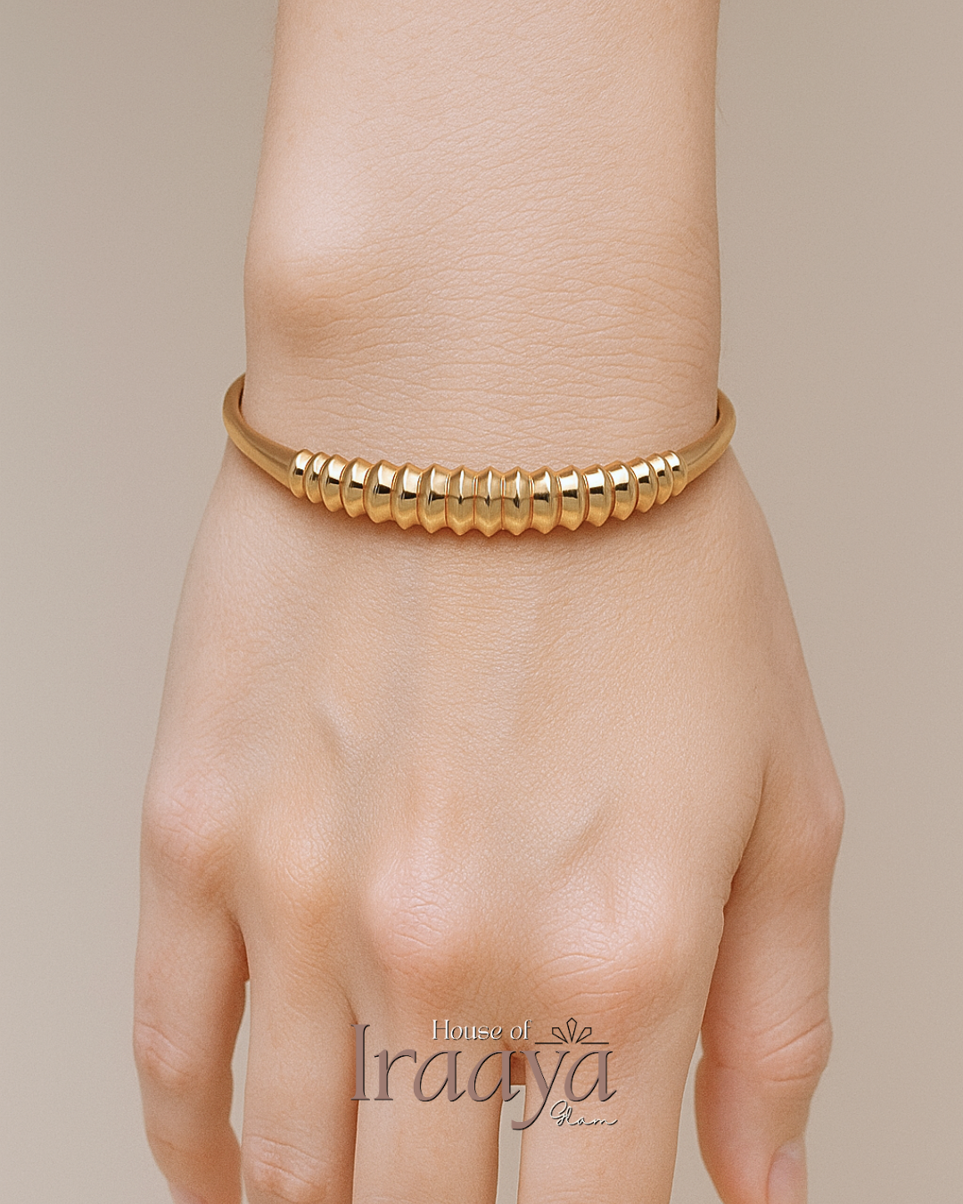 Ribbed Minimal Gold Kada