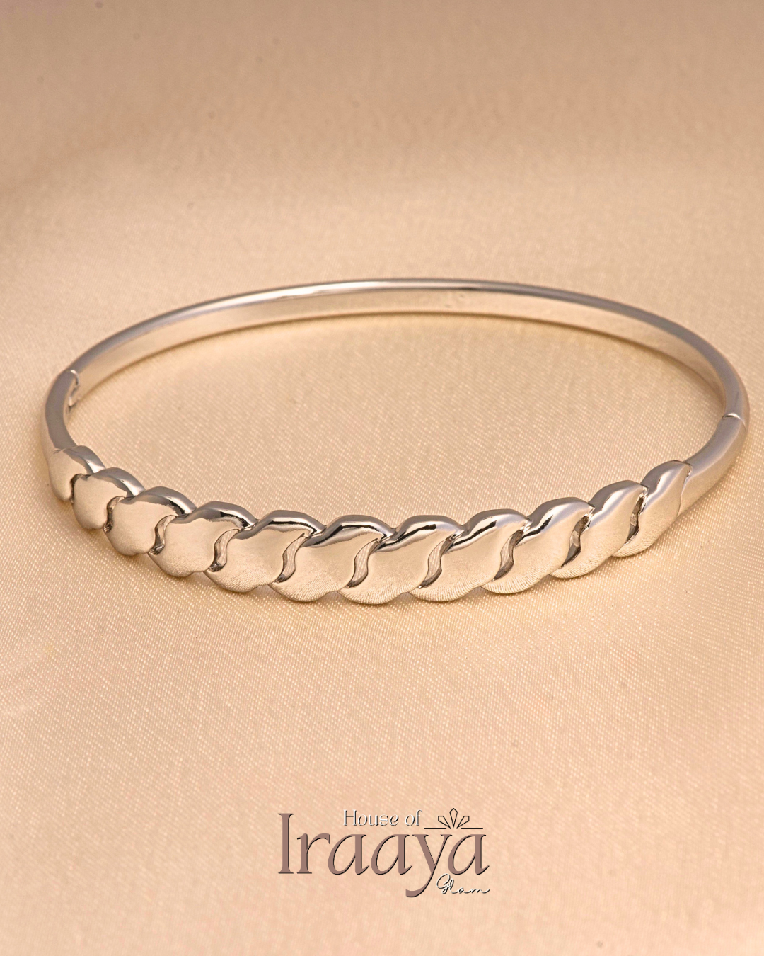 Sculpted Wave Silver Kada