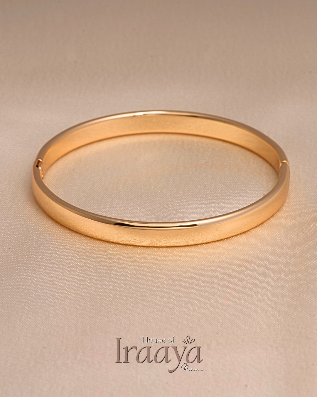 Minimal Gold Finish Kada