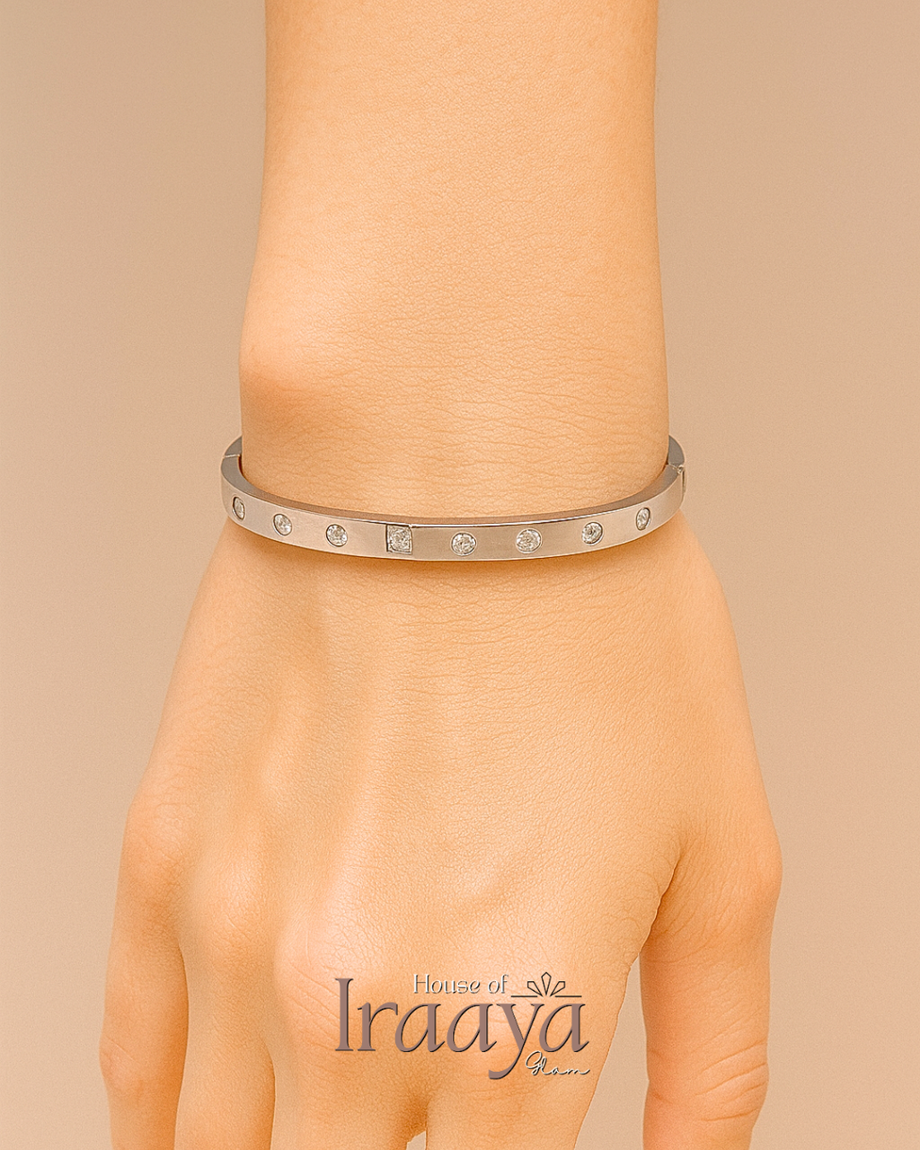 Minimal Studded Silver Kada