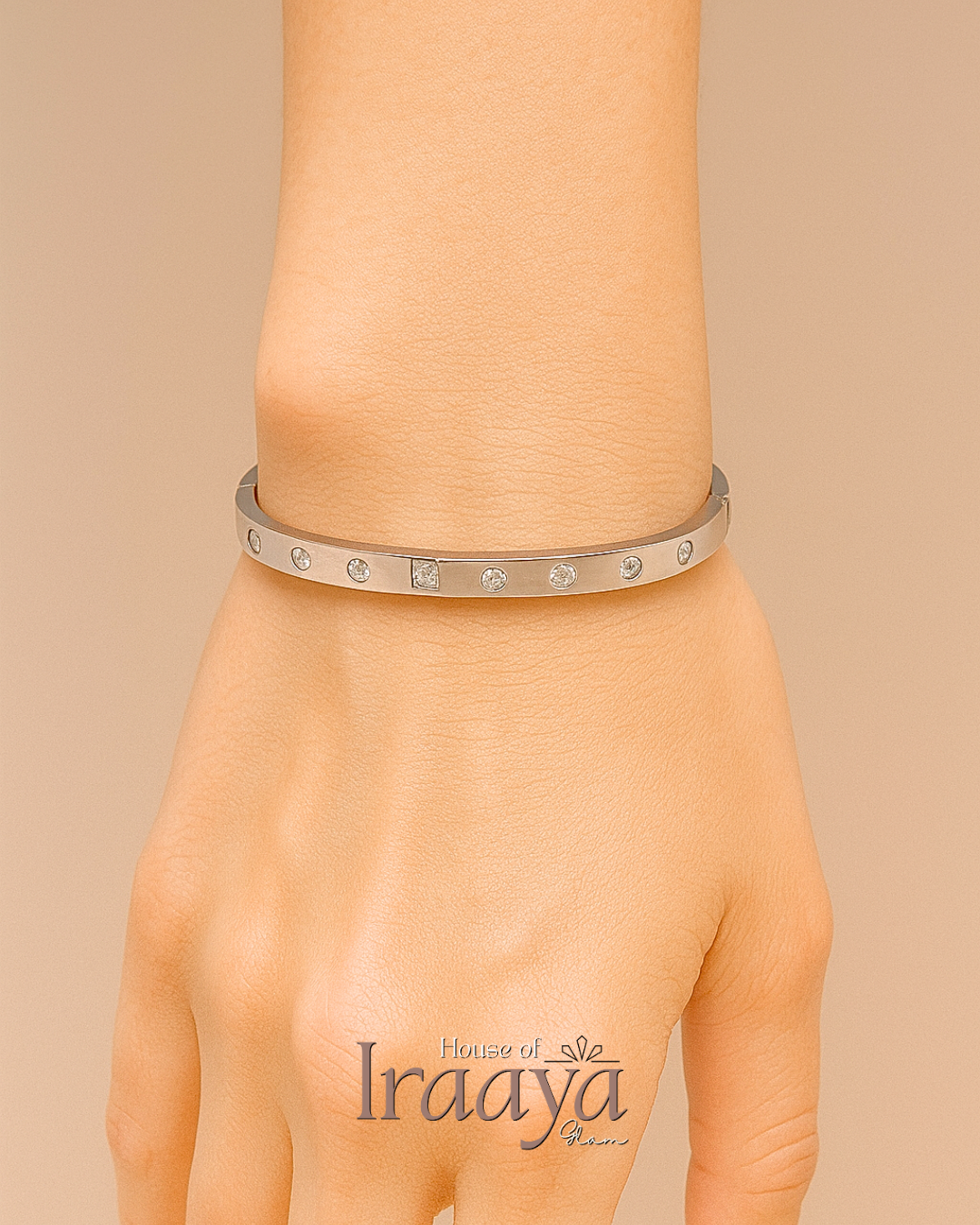 Minimal Studded Silver Kada
