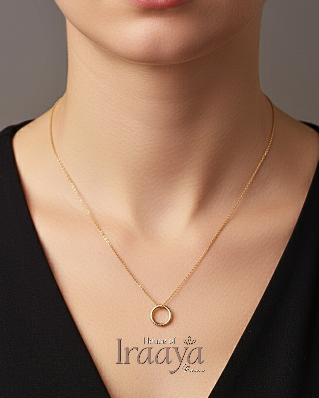 Minimal Circle Pendant Necklace