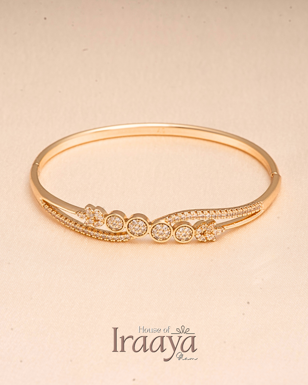 Delicate Sparkle Gold Kada
