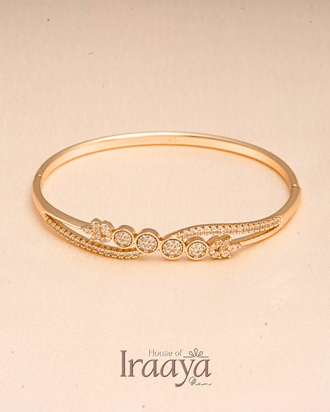 Delicate Sparkle Gold Kada