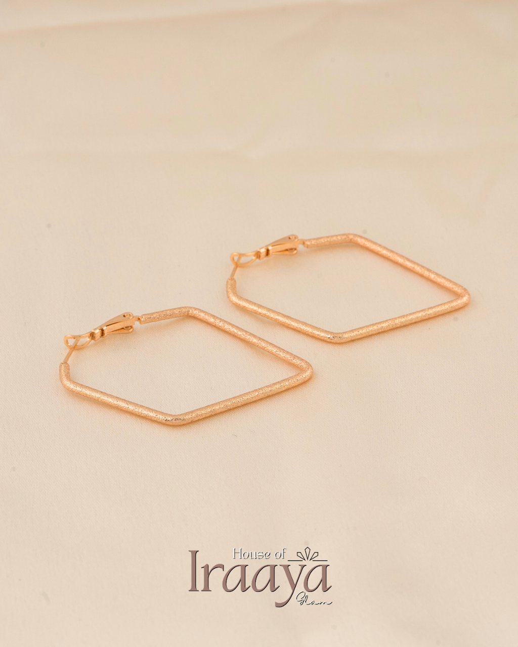 Diamond Shaped Hoops Earnings