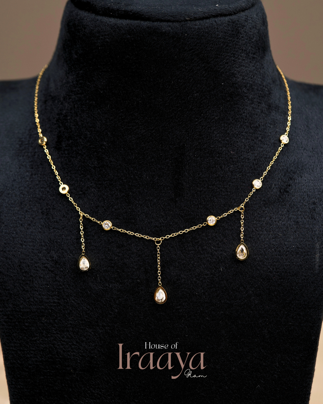 Elegant Three Teardrop shaped Chain With Stones